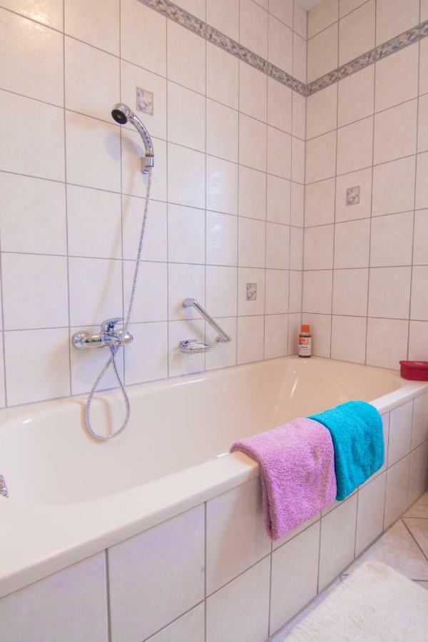 Ferienwohnung Ulrike Блискастель Экстерьер фото